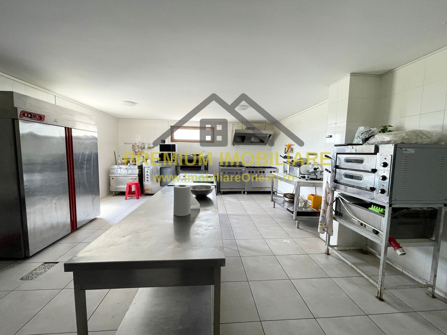 Restaurant, Terasa 1400 MP teren de Vanzare / Inchiriere - Poză 11