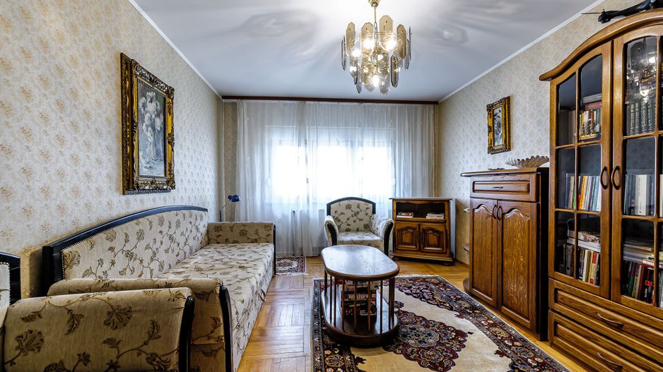 Apartament cu 4 camere Zona Podgoria, strada Bolintineanu - Poză 3