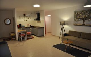 2 camere cu terasă generoasă și loc de parcare privat, Neptun-Olimp - Poză 2