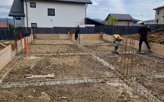 Teren 1000 mp cu proiect de casă, cu fundație turnată și utilități - Poză 17