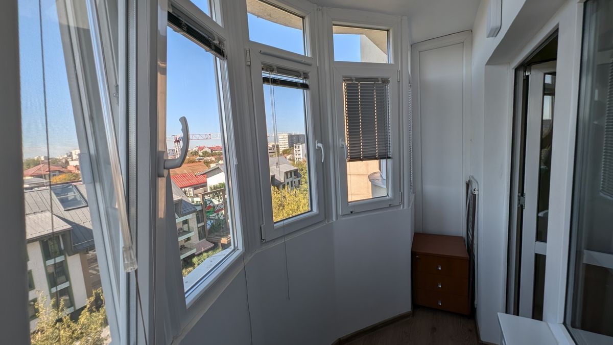 Mihai Bravu, Vatra Luminoasa, Piata Muncii - Poză 5