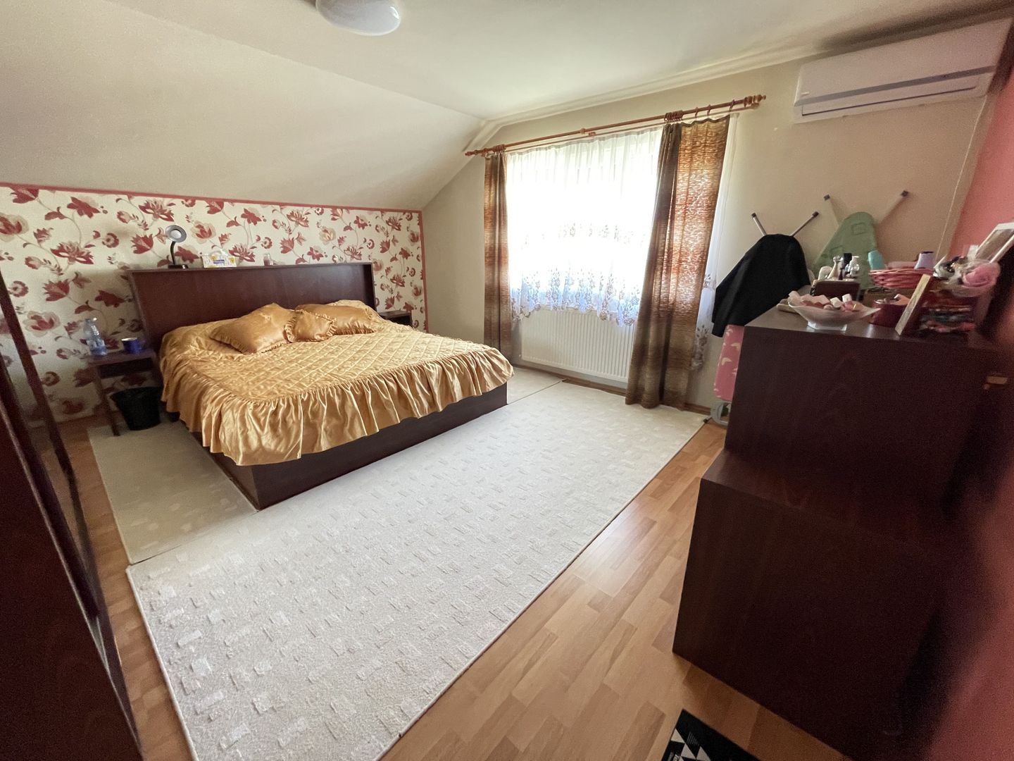 CASA  INDIVIDUALA DE VANZARE IN MEHALA - Poză 11