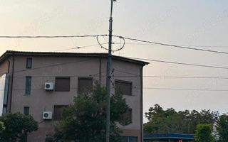 Cladire cu spatiu comercial stradal - Poză 10