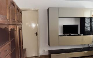Apartament 2 camere de vânzare 45 mp utili + pivnița- Strada Oștirii - Poză 3