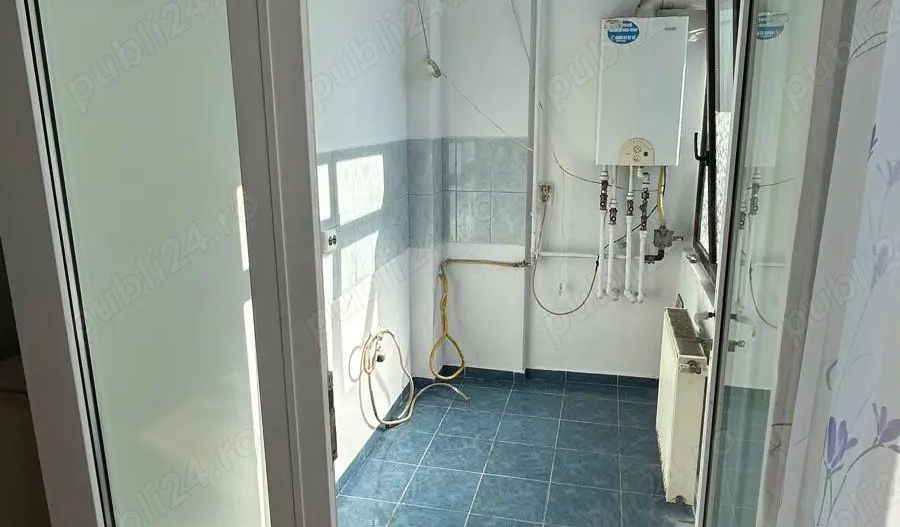 De vanzare garsoniera 39mp, zona Rahova - Poză 2