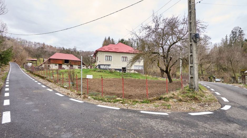  Casa  la munte cu teren generos in Com. Nucsoara, loc. Slatina jud. Arges! - Poză 12