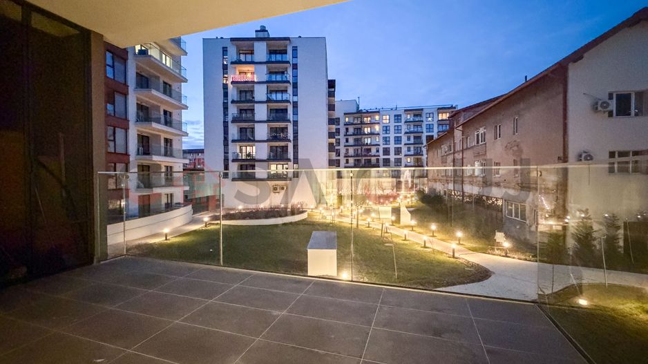 2 camere superbe, la cheie, zona The Office! - Poză 7