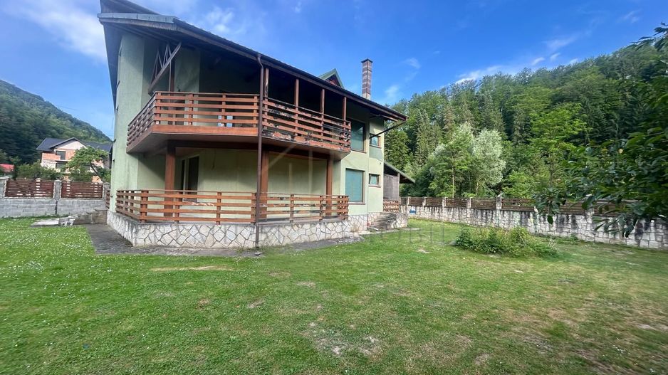 Casa/Pensiune de vanzare Slanic-Moldova Reducere pret luna Iulie - Poză 4