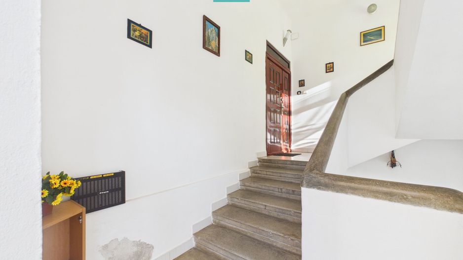 Apartament cu garaj și grădina proprie - Lipova - Poză 12