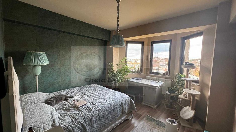 Apartament cu 2 camere decomandat cu lift - Bucium ! - Poză 1