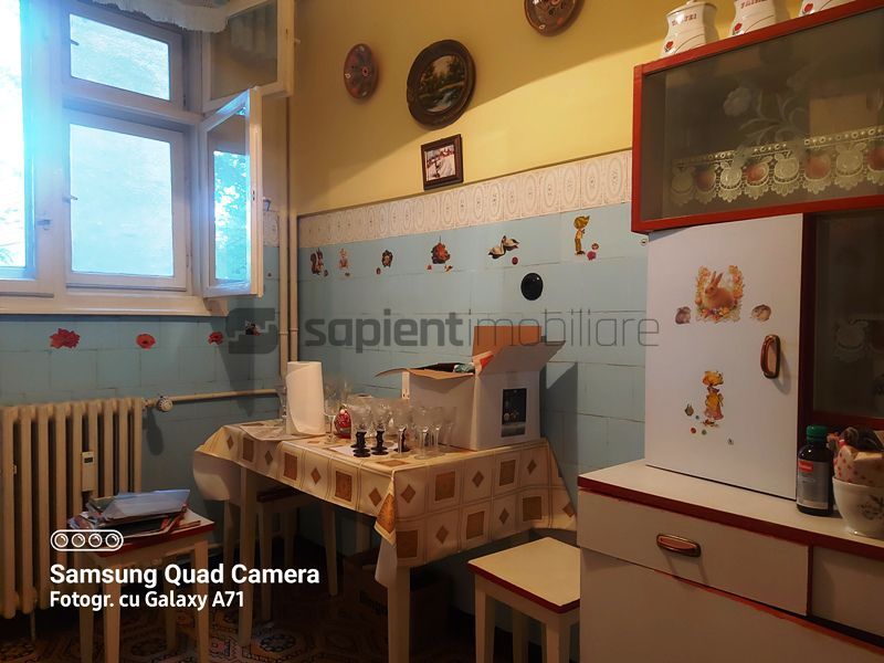 Apartament tip C cu 3 camere str.Sovata - Poză 8