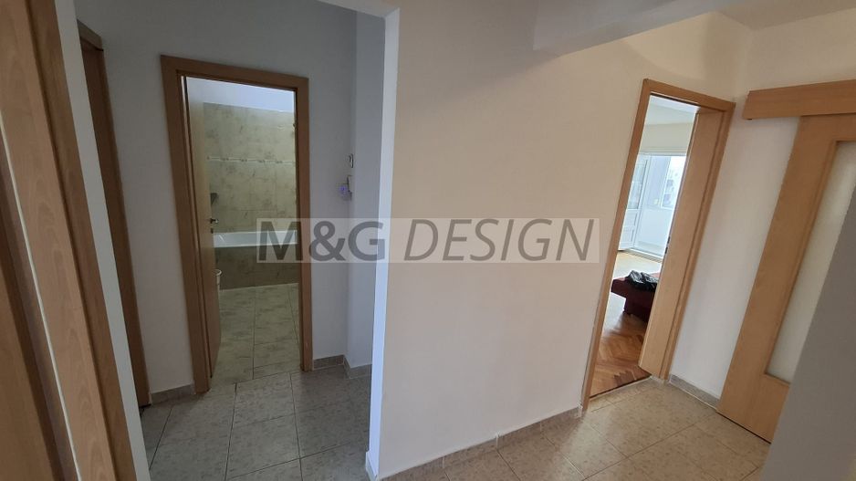 Aradului, 3 camere decomandat, 2 bai - Poză 17