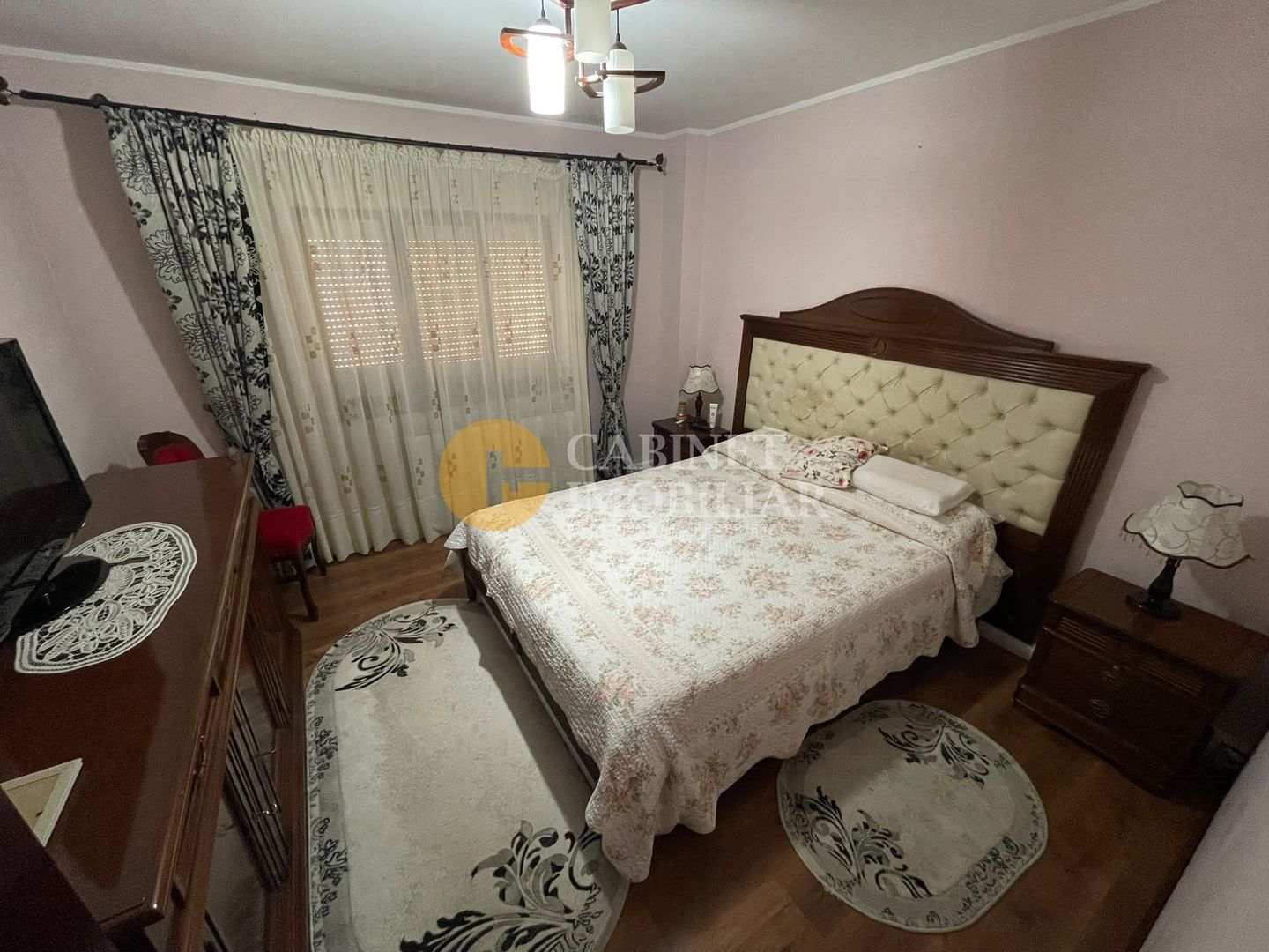 Vila Miroslava 5 camere - 1000 mp teren - mobilata - Poză 12