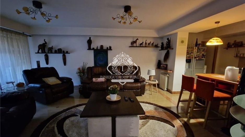 Pipera I Vila 8 camere - Poză 3