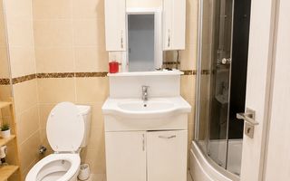 Apartament 3 camere Otopeni central - Poză 9