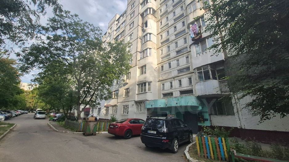 Vânzare, apartament - 40 mp, str. Petru Zadnipru, Ciocana - Poză 1