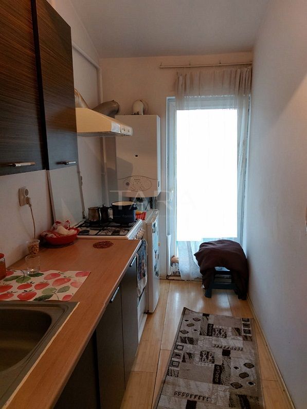 Vand apartament cu 1 camera in Floresti. - Poză 4
