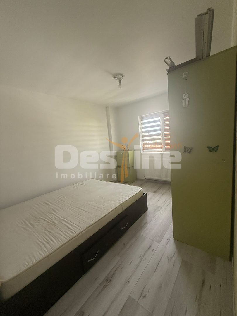 Apartament de inchiriat 3 camere, central Campina! - Poză 9