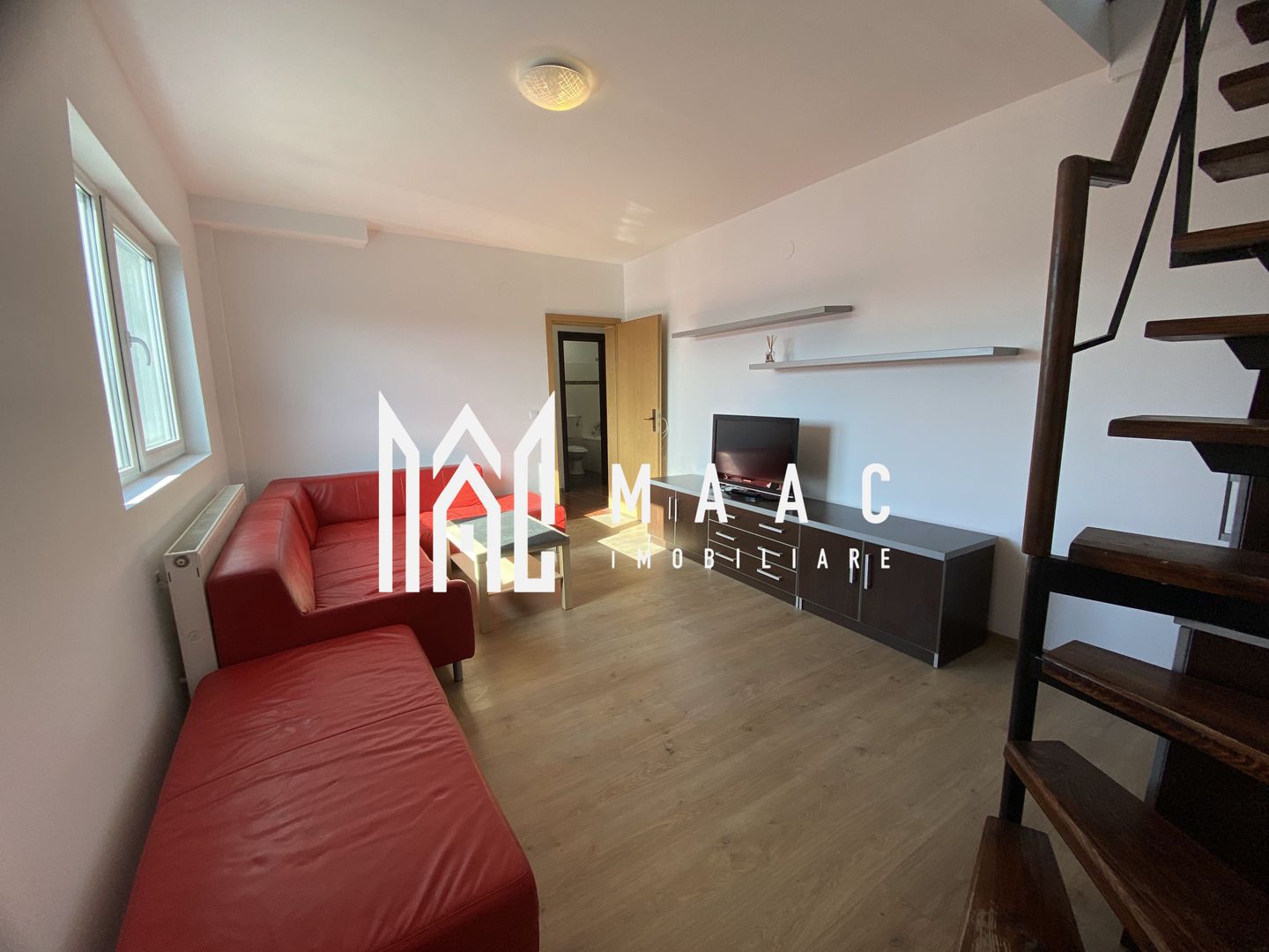 Apartament 3 camere | 71 MPU | 2 niveluri | Zona Strand - Poză 1