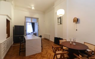 Apartament deosebit cu 4 camere in centrul orasului Cluj Napoca - Poză 4
