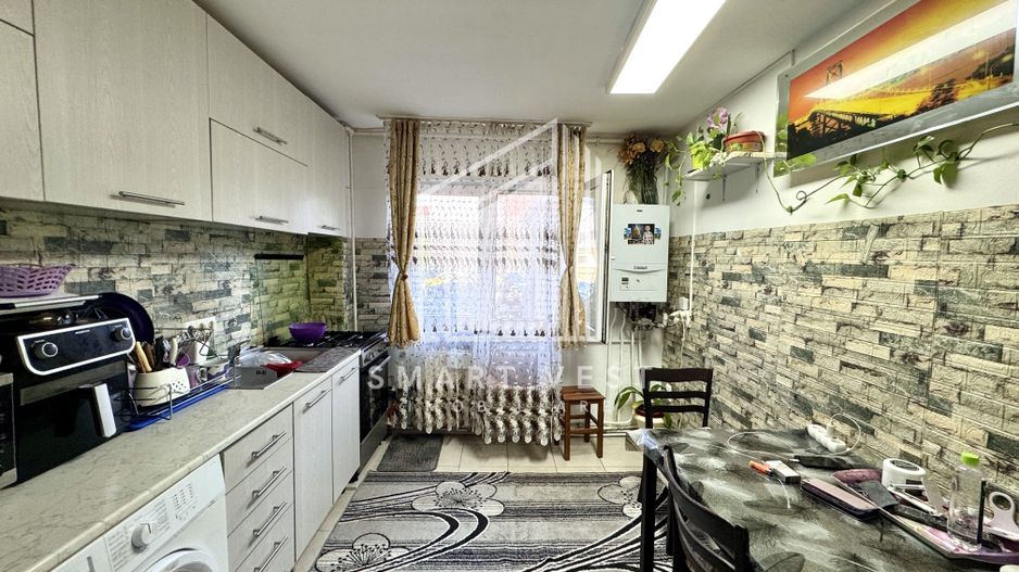 Apartament de vanzare 3 camere | Parter | Zona Micro 16 - Poză 11