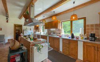 Vila superba 300mp + teren 1400mp & front la rau in Somesul Rece. - Poză 27