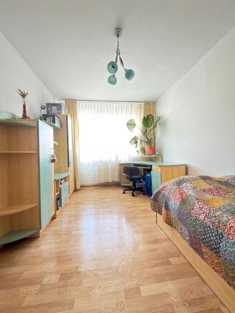 Apartament 4 camere, strada Mehedinți, Mănăștur. - Poză 4