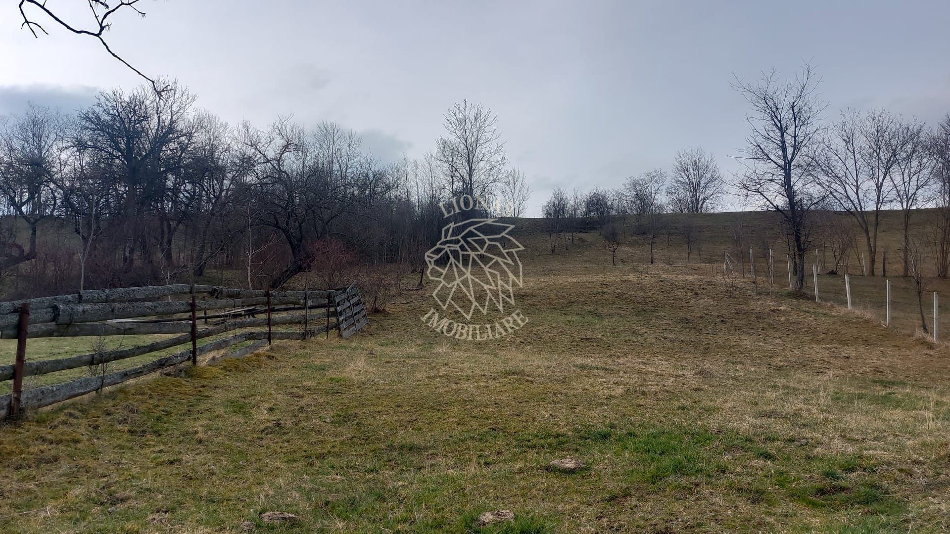 COMISION O Casă tradițională de vânzare 60MP teren intravilan 2295MP MARGAU CLUJ - Poză 8