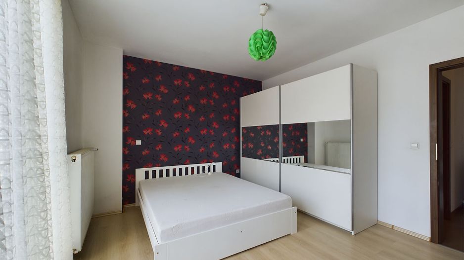 Apartament cu 2 camere mobilat și utilat în bloc cu lift - Poză 4