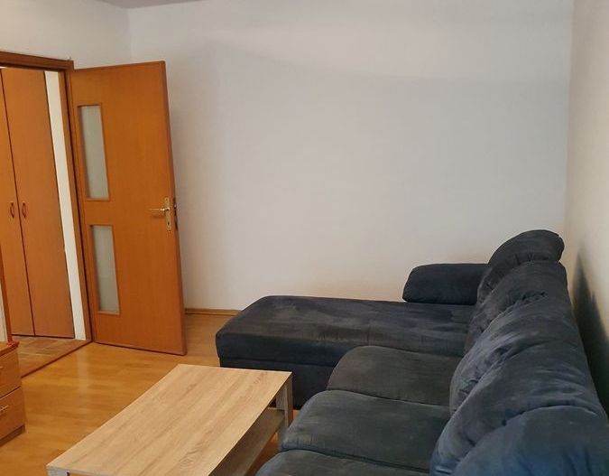 Apartament 2 Camere Titan | 2 Minute Metrou | Etaj 1 | Decomandat - Poză 1
