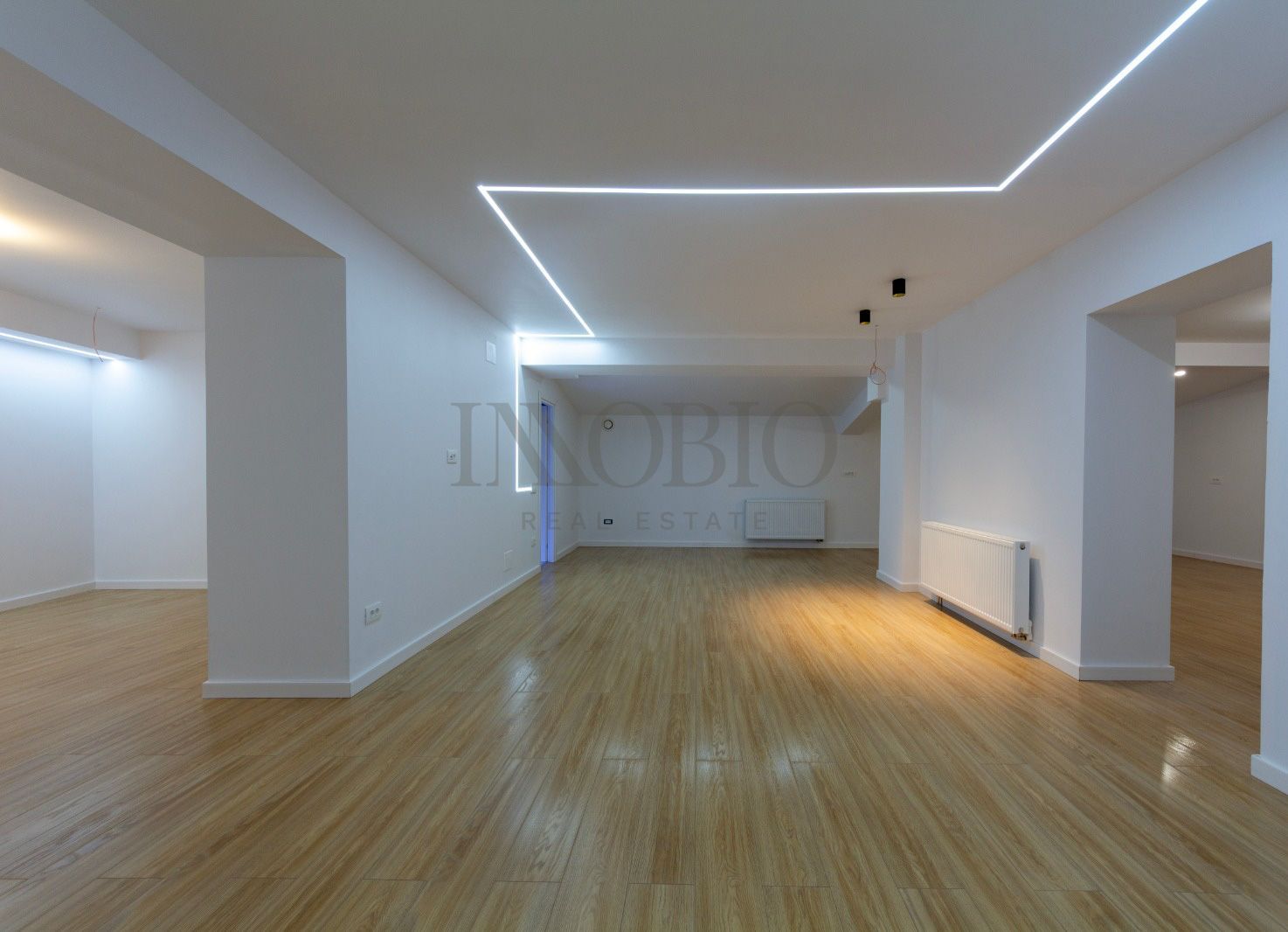 Spatiu 4 camere |  Birouri/Firma - Activitati Comerciale| Herastrau - Poză 4