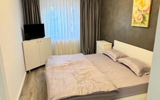 Apartament in vila l decomandat l la cheie l parcare l Cometei - Poză 3