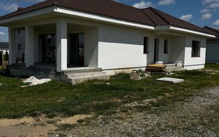 Casa in proces de finisaj de vânzare in Sebeș - Poză 1