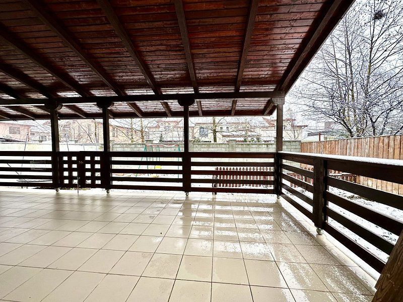 Casa de inchiriat - intrarea în Dumbravita - Poză 27