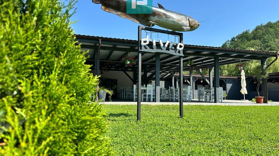 Restaurant Eşelniţa, potenţial turistic mare - Poză 8