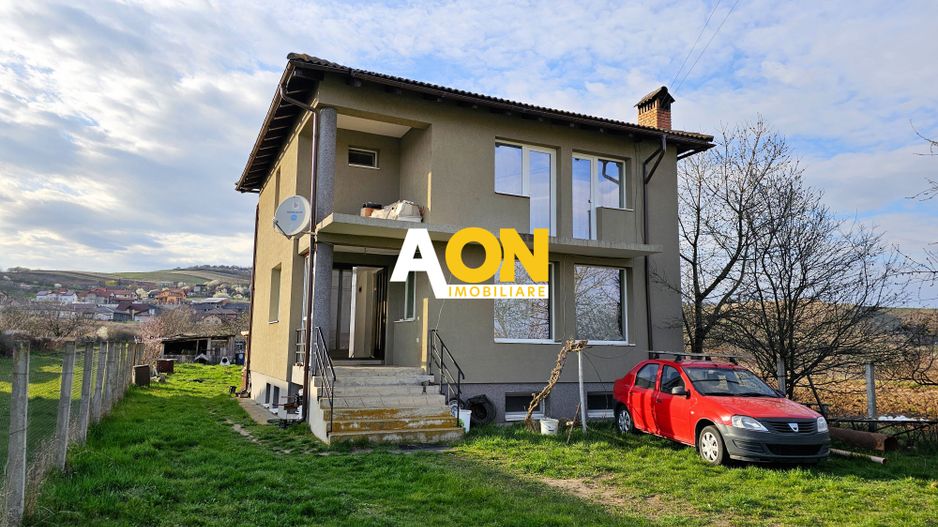 Casa semifinisata, 4 camere, 1755 mp teren, la asfalt, zona Paclisa - Poză 1