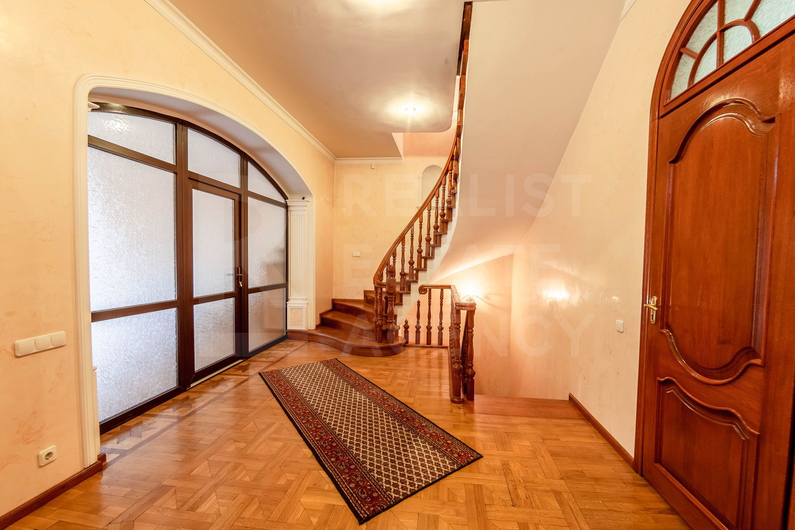 Chirie, oficiu, 365 mp, strada Nicolae Iorga, Centru - Poză 1