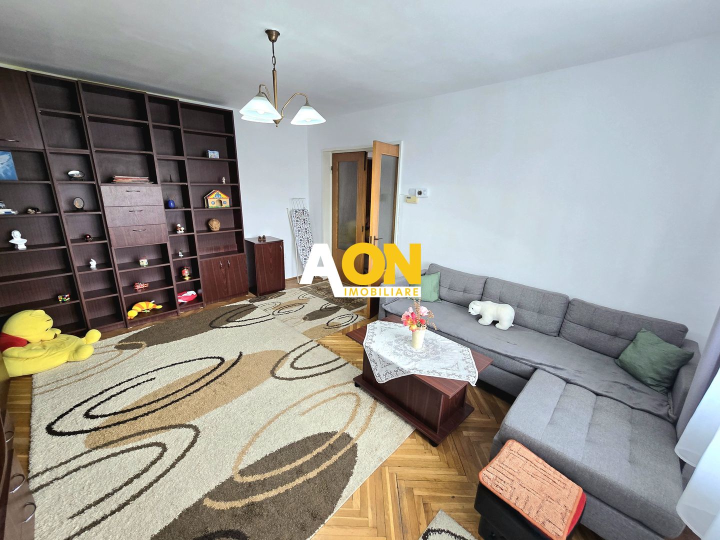 Apartament cu 3 Camere, Complet Mobilat, Zona Cloșca - Cetate - Poză 3