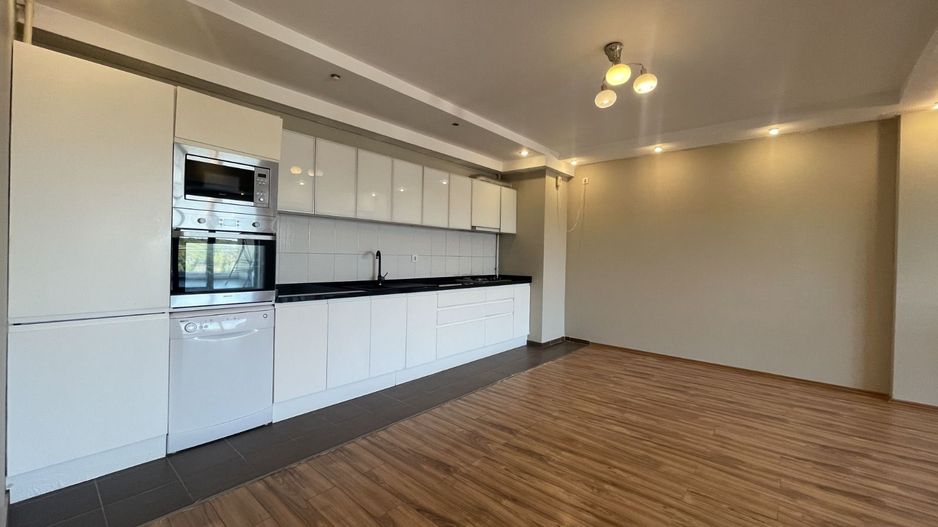 REA1028224 Apartament 4 camere - Poză 2