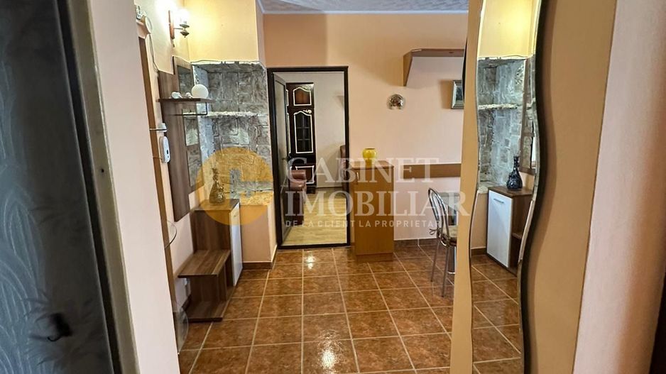 PACURARI - 2 CAMERE DECOMANDAT - ETAJ INTERMEDIAR - LA BULEVARD - Poză 4