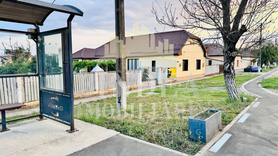 Casa individuala 4 camere cu teren in Giarmata- str Morii - Poză 3