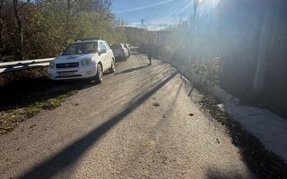 Teren langa pădure 6400mp+casa demolabila-deschidere 35 ml - Poză 19