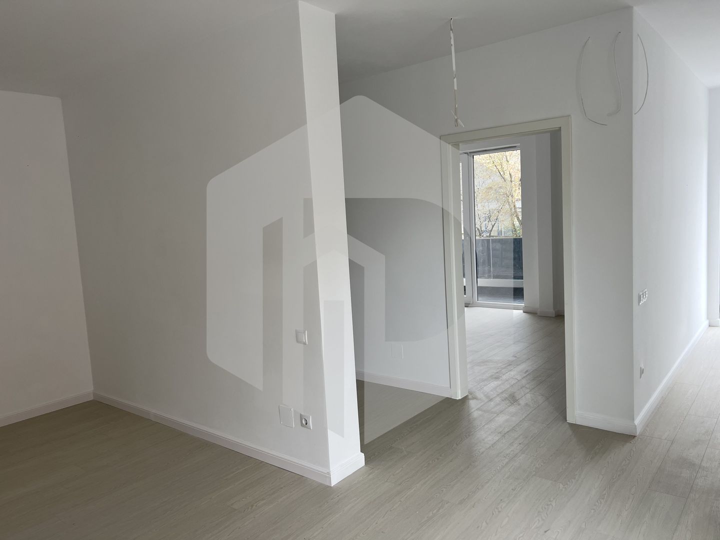 Apartament/ spatiu comercial in zona Kogalniceanu- Parter- La cheie - Poză 11