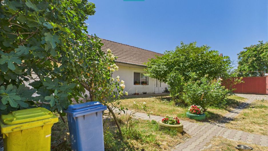 Casă cu 4 camere și teren de 1450 mp în Aradul Nou - Poză 13