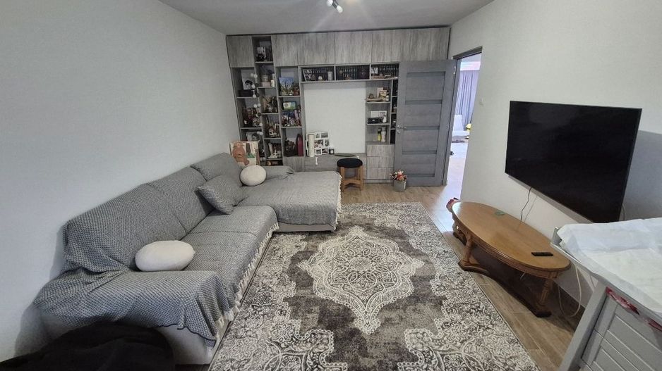 Ap decomandat 4 camere , 2 bai si 2 balcoane-zona Colentina bloc 1986 - Poză 5