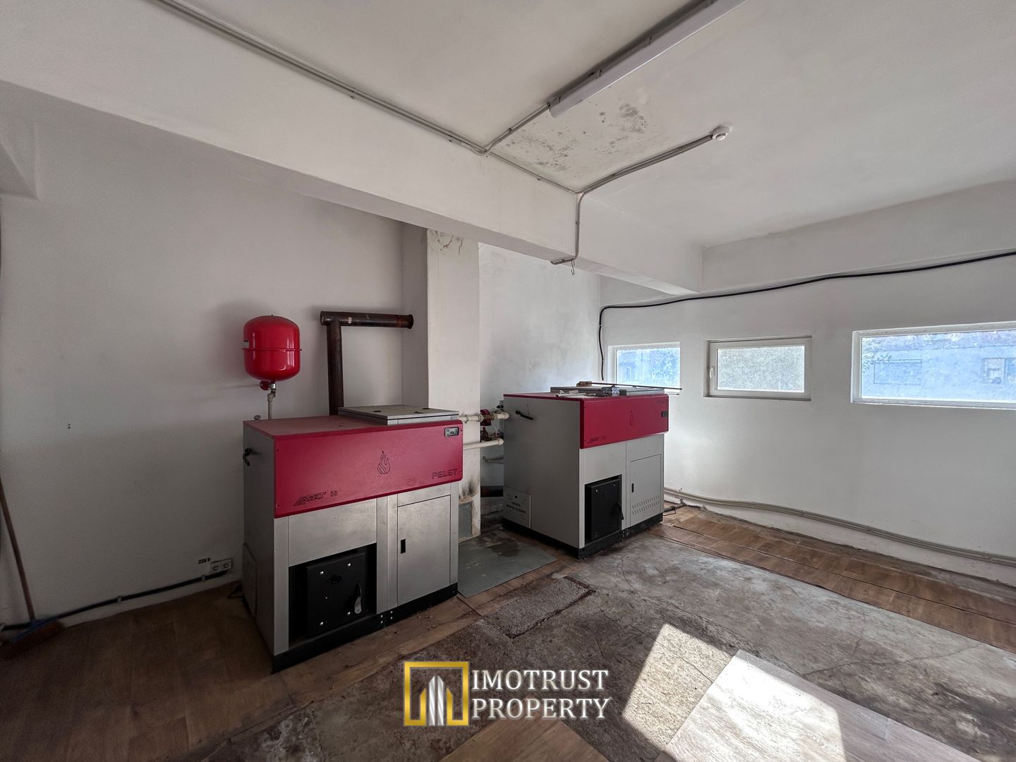 De Vânzare Hală Industrială – Lipova, Județul Arad - Poză 13