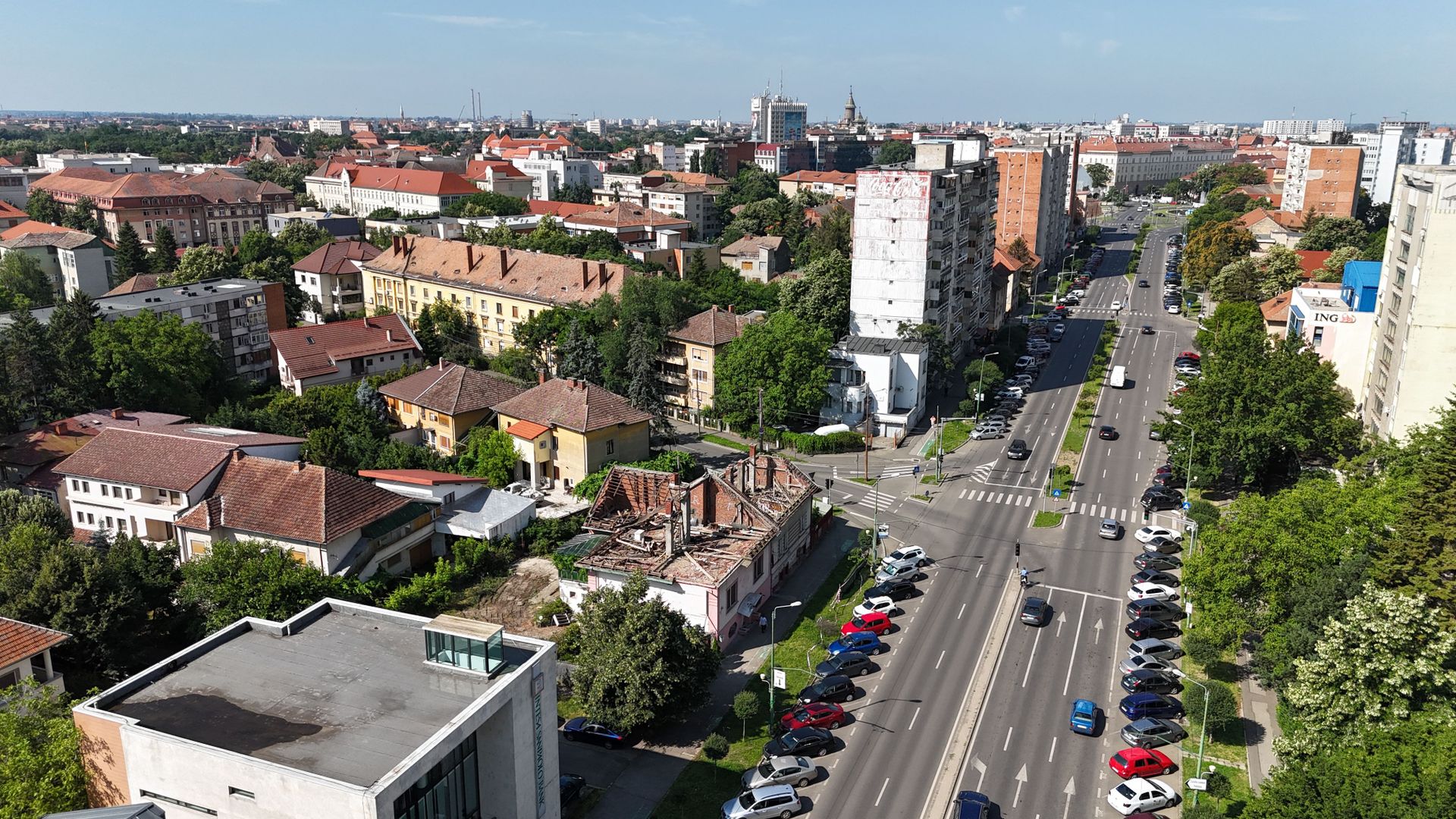 Teren ultracentral Take Ionescu pe artera cu 3 fronturi - Poză 13