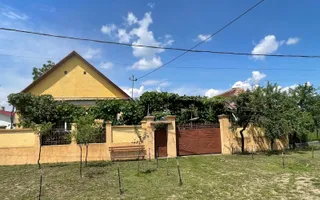 Oază de liniște aproape de Oradea | Casă renovată cu grădină și garaj - Poză 19