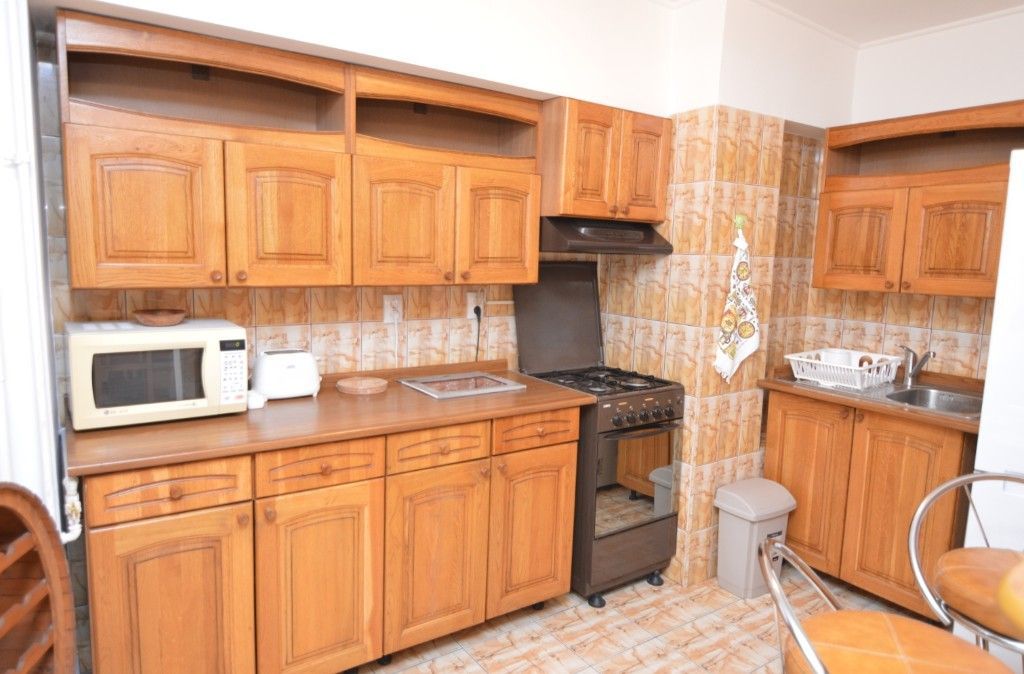 3 camere Unirii 63, prima închiriere, mobilat complet, parcare inclusă - Poză 4