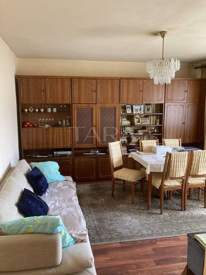 Apartament 4 camere, Mărăști,  spațiu generos și locație excelentă. - Poză 1